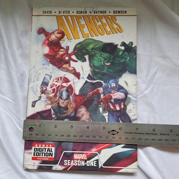 Avengers: Season One Marvel Novel by Peter David Hard Cover comic book - Picture 12 of 12